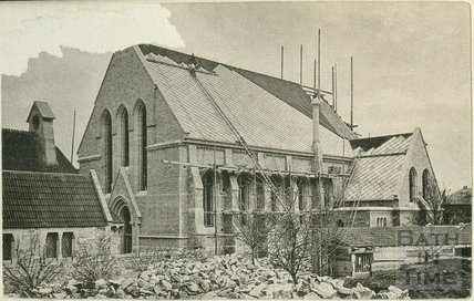 stpeterschurcheasttwertonduringconstructionc1888.jpg