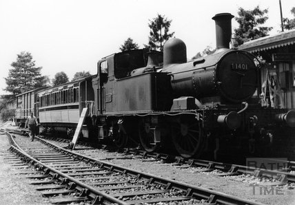 no1401atmonktoncombestation23june1952.jpg